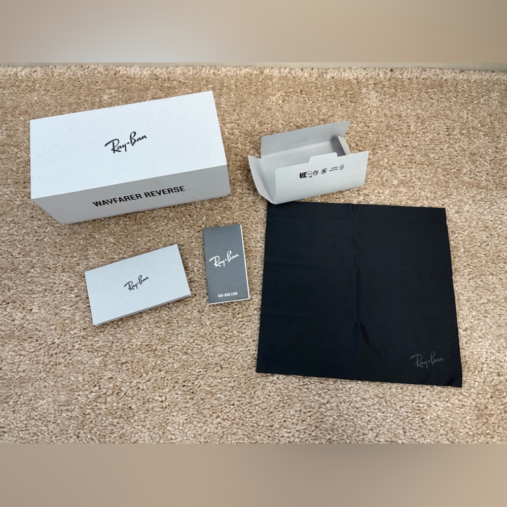 Ray-Ban Wayfarer Reverse RBR0502S - Picture 11 of 12